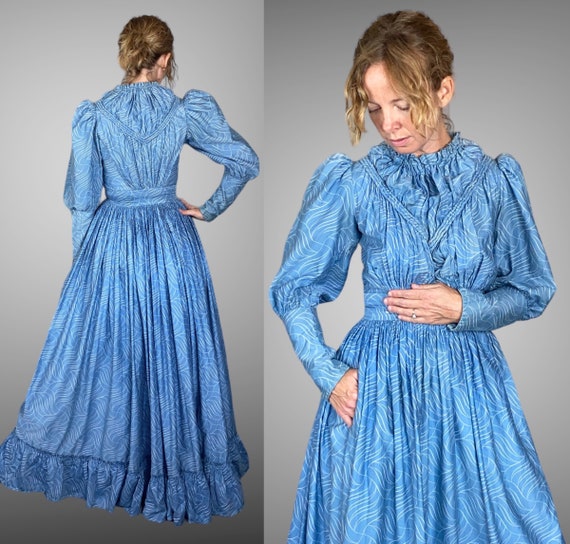 1900s Day Dress, Antique Victorian Edwardian Blue White Leaf Print Cotton Sateen Prairie Workwear Dress, XXS