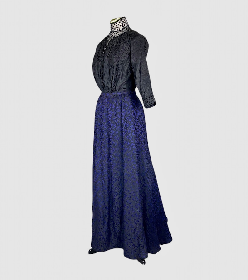 Antique Victorian Skirt, 1900s Purple Indigo Silk Wool Trained Skirt, Small 26 Waist 画像 3