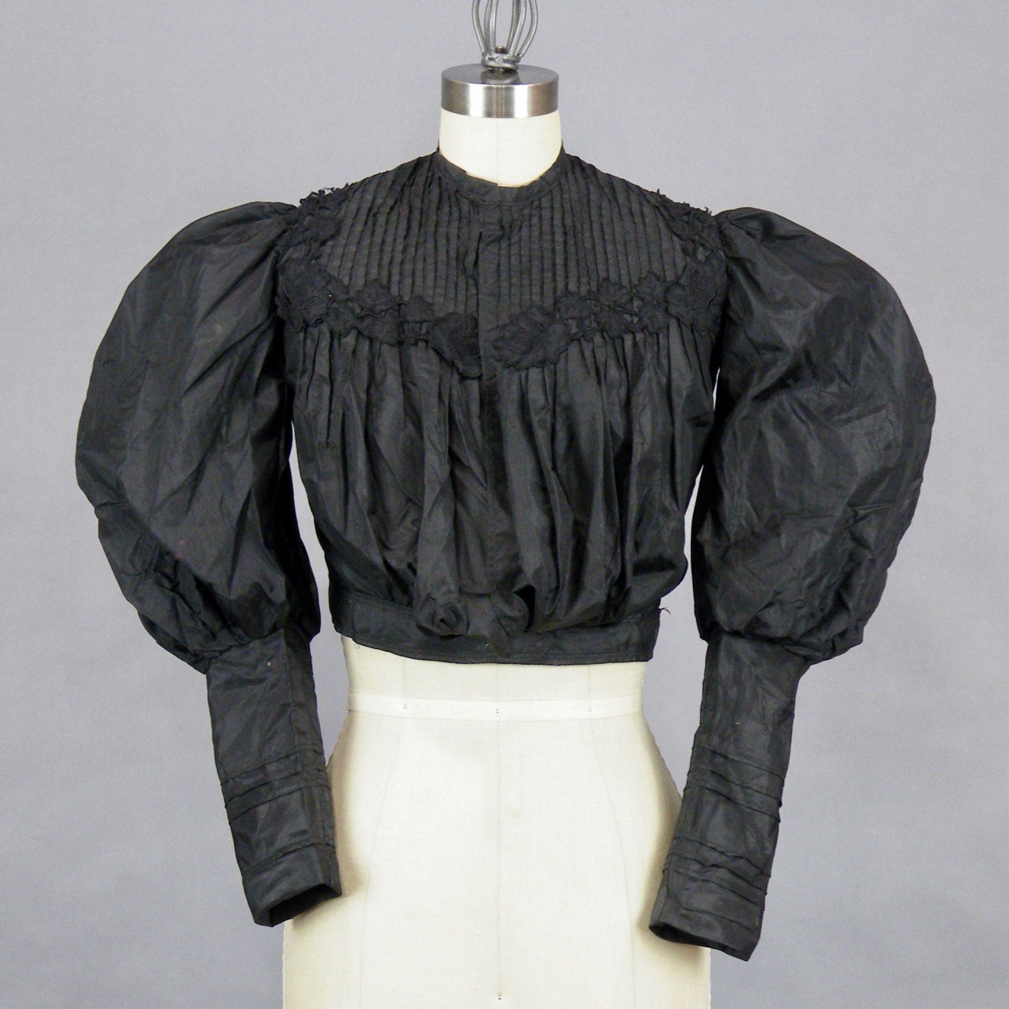 blouses with velcro closures