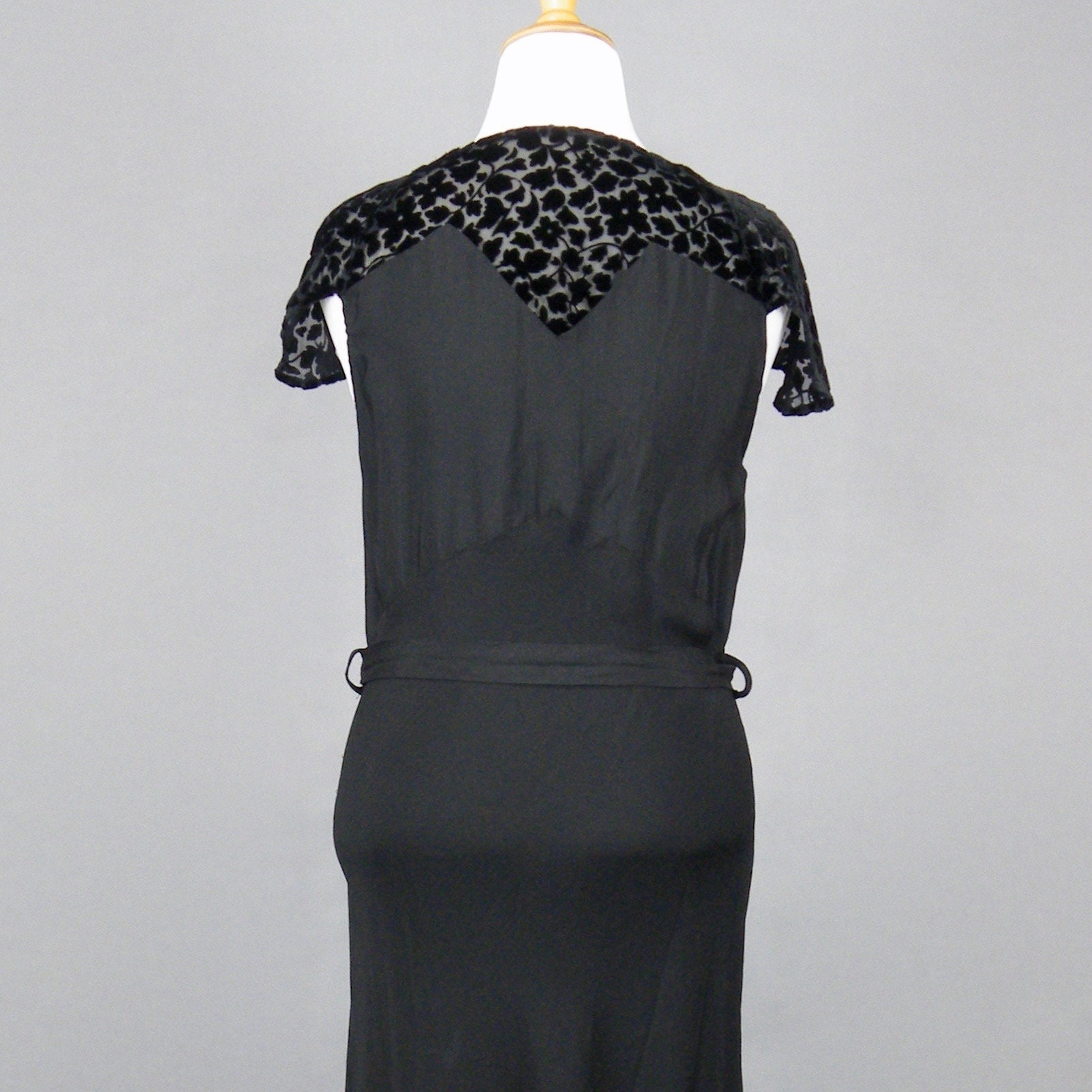 Vintage 1930s Black Rayon Crepe Cut Velvet Bias Cut Evening Dress, M/L - L