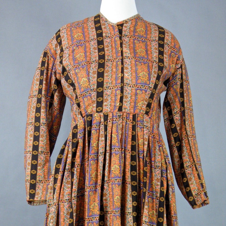 Antique Victorian Wool Paisley Dress 1800s Dress Paisley image 1