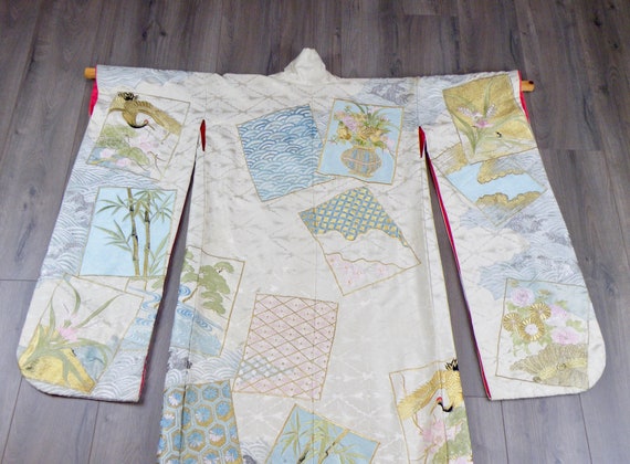 Vintage Japanese Uchikake Wedding Kimono with Met… - image 8