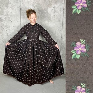 1850s Victorian Floral Printed Day Dress, 19th Century Historical Pioneer Dress, XS/S
