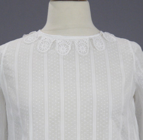Antique 1920s White Dotted Swiss Blouse with Scal… - image 2