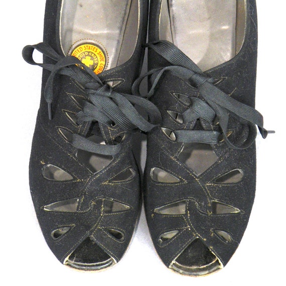 Vintage 1940s Black Suede Peep Toe Pumps Gold Cross Shoes | Etsy
