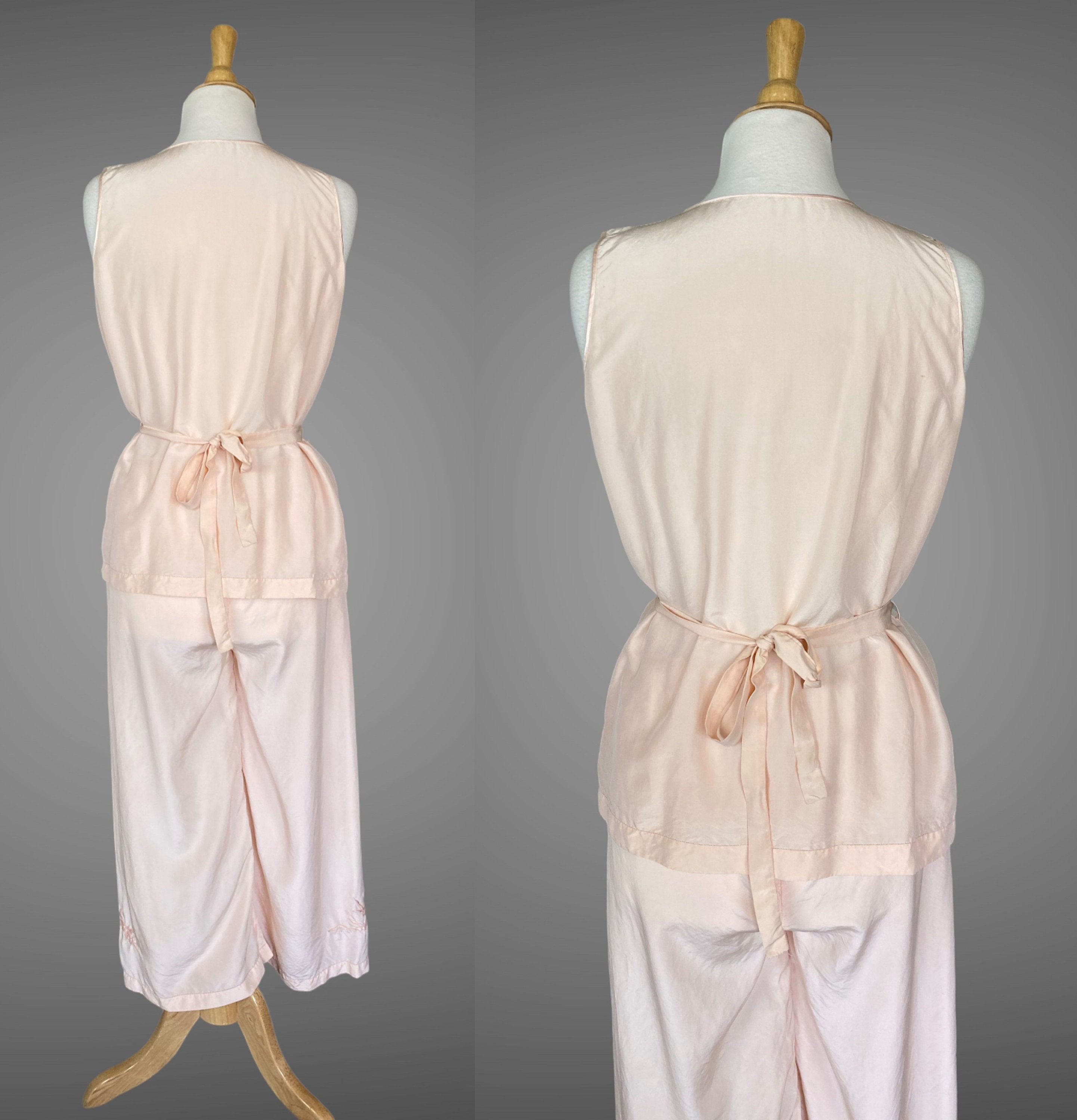 Vintage 1920s Beach Pajamas, 20s Wide Leg Pajama Pants & Top, Blush Pink Embroidered Silk Deco Loungewear Vintage 1920s Beach Pajamas, 20s Wide Leg Pajama Pants & Top, Blush Pink Embroidered Silk Deco Loungewear