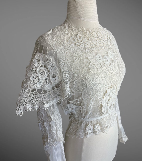 Antique 1900s Victorian Edwardian Mixed Lace Bodice Blouse, High Neck Tiered Long Sleeves Historical Fashion, 23 Waist