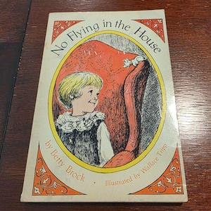 No Flying in the House by Betty Brock 1972 Scholastic Paperback