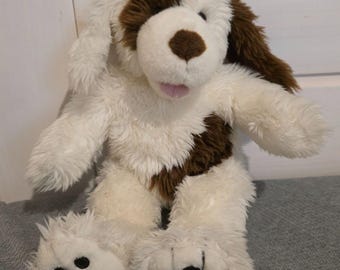 Build A Bear Filhote de Cachorro Branco Marrom Brincalhão e Malhado, Aposentado em 2005 - 18&quot; Língua de Fora