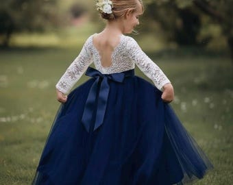 Vestido de niña de las flores de tul azul marino, corpiño de encaje rústico, vestido de princesa bohemio