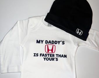 Conjunto de bebé Honda, mono y gorro "Mi papá es más rápido que el tuyo"