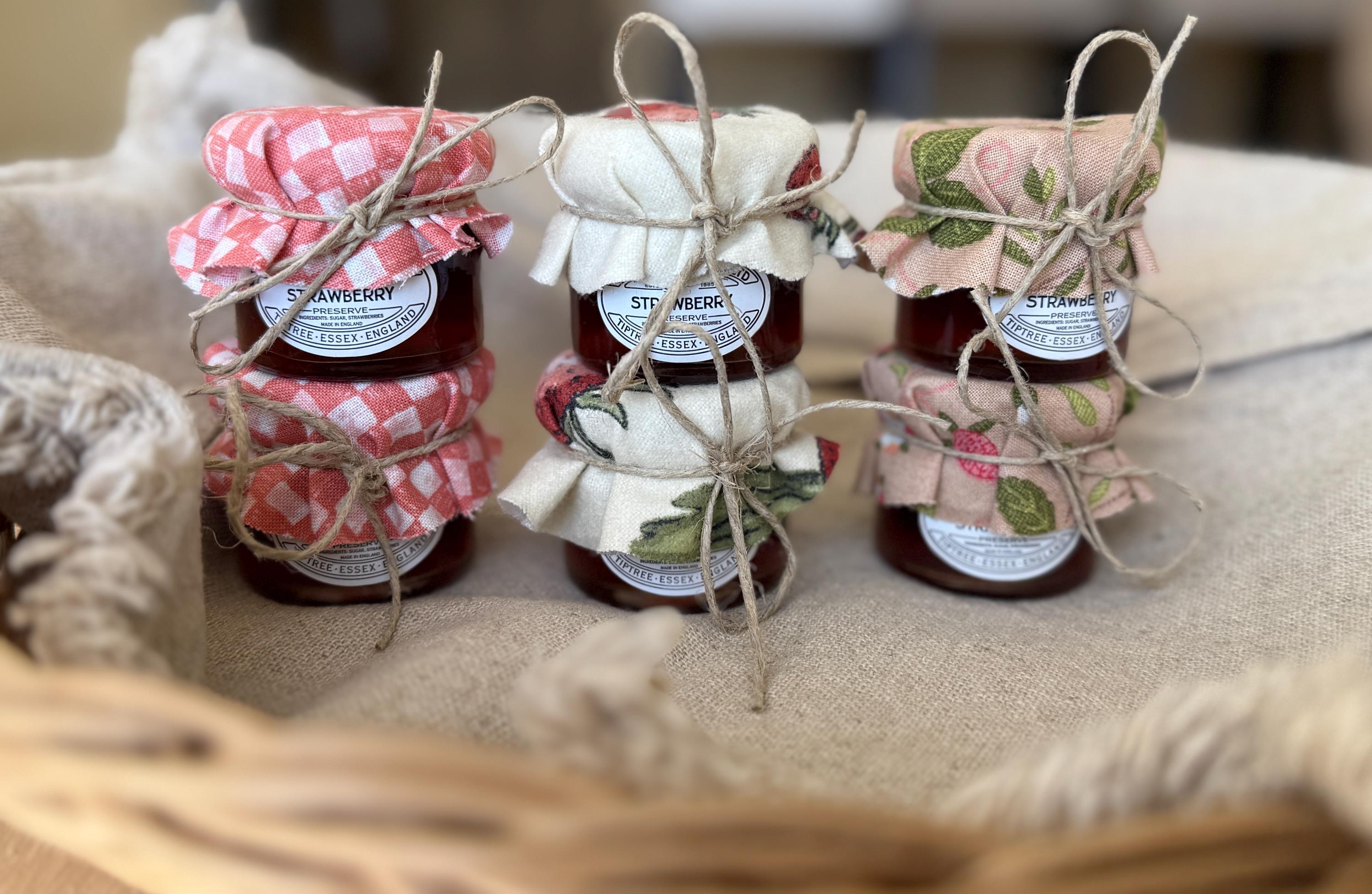 Custom Mini Jam Jars | Strawberry | Farmer's Market | Jam Jars ...