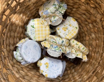 Mini Jam Jar Party Favor with Amalfi Coast Butter Yellow, Strawberry, Millennial Martha Stewart Coastal Grandma, Bridal Shower, Baby Shower