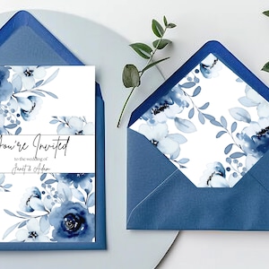 Modello di fodera per busta, fodera per busta stampabile, fodera per busta personalizzata, busta A7, download digitale, floreale, blu e bianco