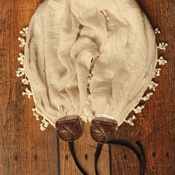 Cream with Decorative Edge Camera Strap