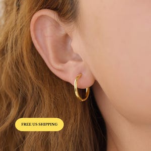E133 gold hoop earrings, gold earrings, hoop earrings, flat hoop earrings, silver hoop earrings, gold hoops, minimalist earrings, flat hoops
