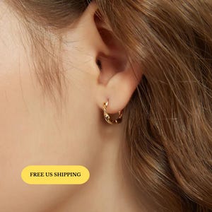 Ariel twisted huggie hoop earrings, twist hoop earrings, dainty huggie earrings, minimalist earrings, gold huggie hoops, gold hoop earrings