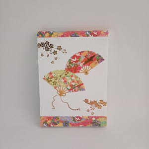 Mini papier à lettre à motifs japonais, éventail et fleurs de cerisier, daiso.