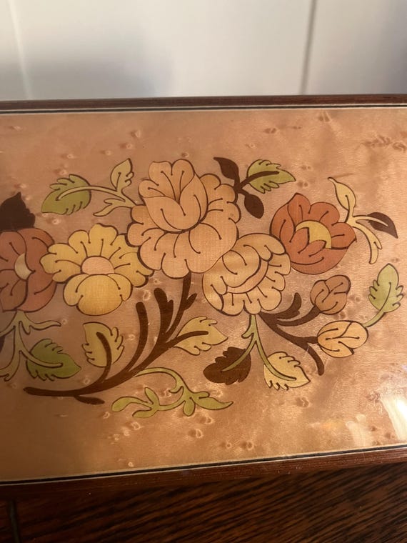 Italian Sorrento Floral Inlaid Musical Jewelry Box, plays Edelweiss, Vintage View 5
