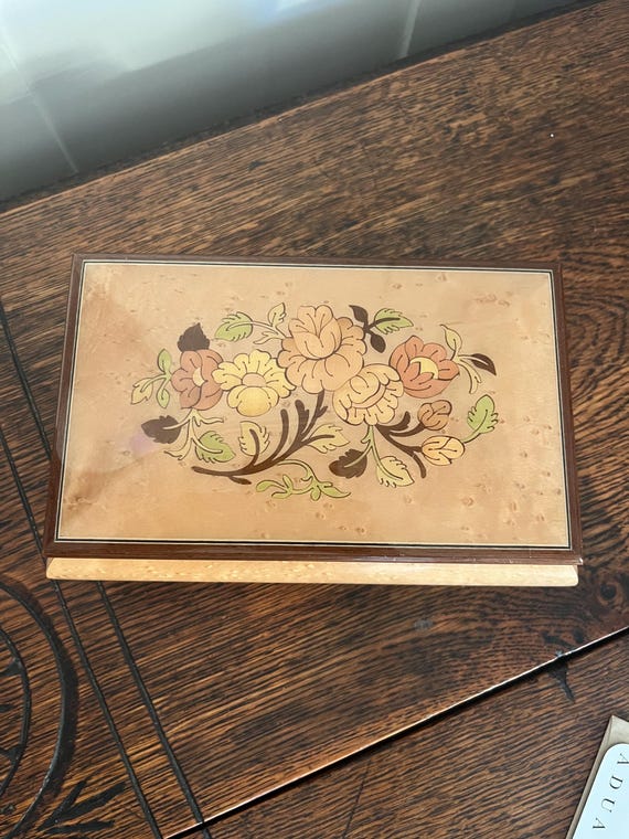 Italian Sorrento Floral Inlaid Musical Jewelry Box, plays Edelweiss, Vintage View 4