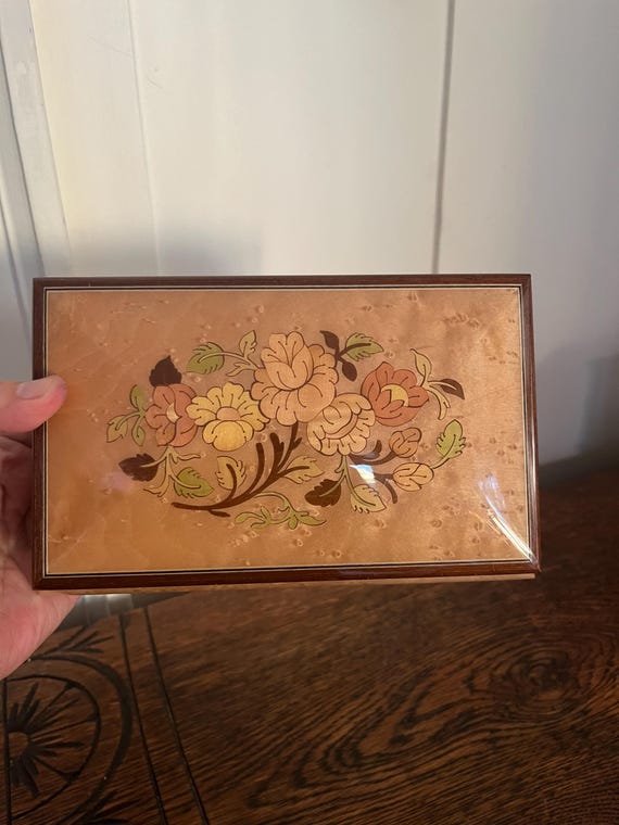 Italian Sorrento Floral Inlaid Musical Jewelry Box, plays Edelweiss, Vintage