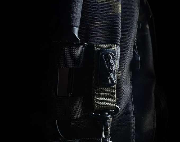 Scythe Blvck Molle 360 Swivel Keychain