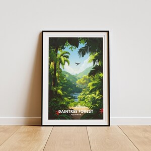 Poster della foresta pluviale di Daintree - Stampa artistica di vegetazione lussureggiante e fauna selvatica della meraviglia della natura tropicale australiana, arte murale da viaggio, viaggiatore australiano