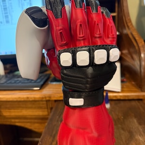 Deadpool controller holder for ps5