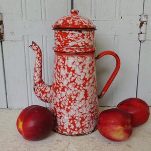 5.7&quot; Vintage French Red and White Enamel Coffee Pot, Marbled Enamelware Pot, Enamelled Coffee Pot, Enamel Percolator, Coffee Maker
