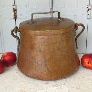 9.3&quot; French Antique Copper Cauldron with Lid and Wrought Iron Handle, Old Copper Cooking Pot, Rustic Farmhouse Kitchen, Countryside Decor