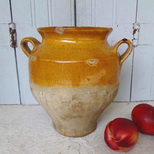 9.1&quot; Antique French Confit Pot with Yellow Glaze, Glazed Terracotta Jar with Two Handles, Old Grease Pot, Provençal Pottery, Farmhouse Decor