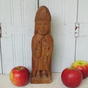 12.4" Vintage French Wooden St Pierre Statue, Saint Peter Ornament, Wooden Religious Decor, Religious Statue, Christian Ornament