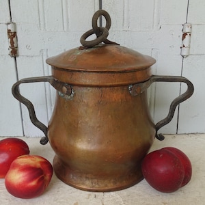 French Antique Copper Pot with Lid and Wrought Iron Handles 10.2&quot;, Cooking Pot, Lidded Pot, Rustic Farmhouse Decor, Antique Kitchenware
