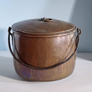 French Antique Copper Cauldron with Lid, Copper Cooking Pot, 18th Century Kitchen Decor, Rustic Country Farmhouse Decor 12.2"