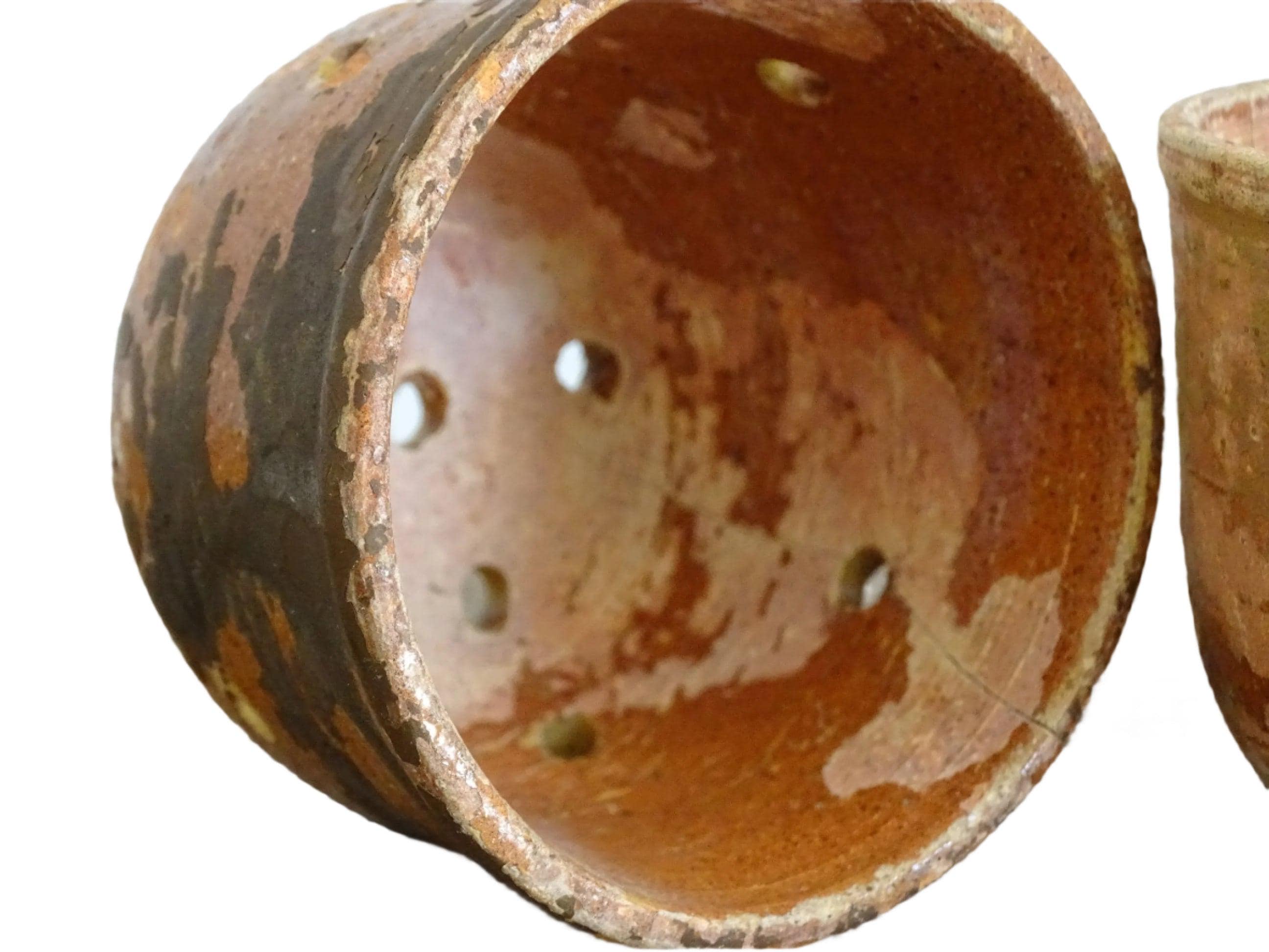 3.1インチ フランスアンティークテラコッタ フェセル2個、古い陶器の