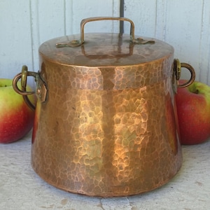 7.1&quot; French Antique Copper Cauldron with Lid and Brass Handle, Hammered Copper Cooking Pot, French Country House Decor, Chateau Kitchen