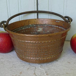 8.1&quot; Small Vintage Copper Cauldron by Jean Goardère, Hammered Copper Pot, Copper Planter, Kitchen Decor