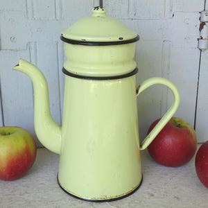 10.4&quot; Vintage French Yellow Enamel Coffee Pot, Enamelware Percolator, Enamelled Coffee Maker, Retro Kitchen Decor, Enamel Kitchenware