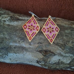 Beaded pink&gold diamonds