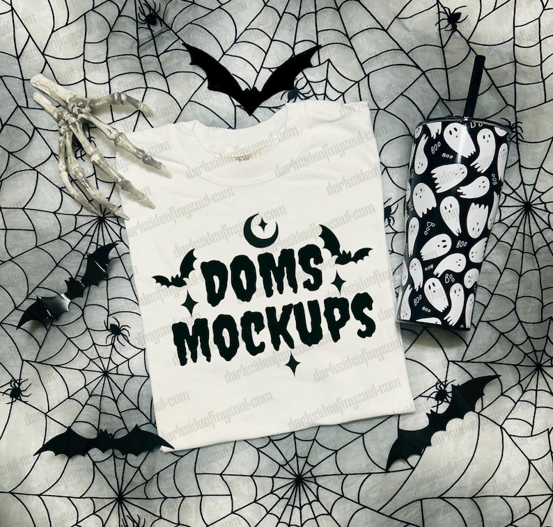 Mockup comfortkleuren, mockup comfortkleuren wit shirt, mockup halloweenshirt, mockup wit T-shirt, mockup SVG-shirt, griezelig model afbeelding 1