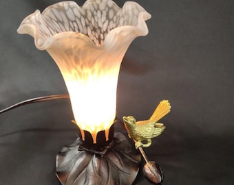 Vintage Bronze Lily Lamp with Bird Accent – Art Nouveau Style Uplight Lamp with Ruffled Glass Shade
