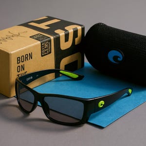 Costa del Mar Cat Cay Sunglasses, Polarized 580p, Unisex Sunglasses