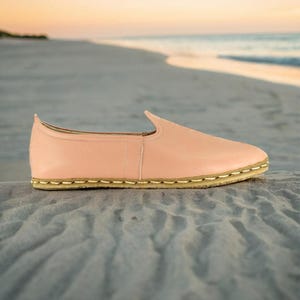 Pink Women Handmade Yemeni Shoes, Handmade Genuine Leather Turkish Slip-On Shoes - Breathable Barefoot Flats for Casual Wear, Gift for Her