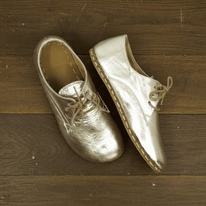 Handmade Silver Leather Barefoot Oxfords: Women's Zero Drop Earthing Shoes