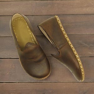 Coffee Brown Women Handmade Yemeni Shoes, Handmade Genuine Leather Slip-On Shoes - Breathable Barefoot Flats for Casual Wear, Gift for Her