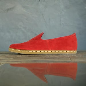 Barefoot Red Nubuck Leather Handmade Women Classic Yemeni Shoes, Natural Shoes, Colorful Women Slip-On, Gift for Her