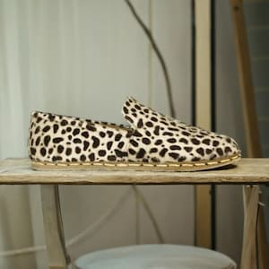 Women Earthing Barefoot Leopards Loafers, Minimalist Women Grounding Shoes, Barefoot Zero Drop Shoes, Barefoot Wide Flat Shoe for Women