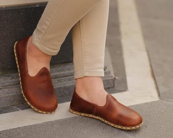 Zapatos yemeníes de cuero marrón hechos a mano: zapatos turcos descalzos sin cordones