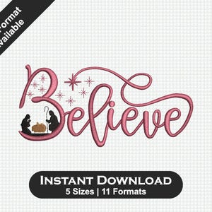 Könnte beinhalten: Rosa gesticktes Design mit dem Wort "Believe" in Schreibschrift, mit einer Silhouette einer Krippenszene und Sternakzenten. Das Bild enthält auch den Text "Instant Download" sowie Größen- und Formatdetails.