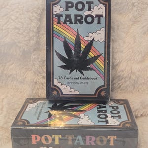 Pot Tarot Deck – Conjunto de Tarô de 78 Cartas Inspirado em Cannabis com Guia